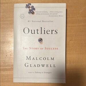 Outliers by Malcolm Gladwell Book